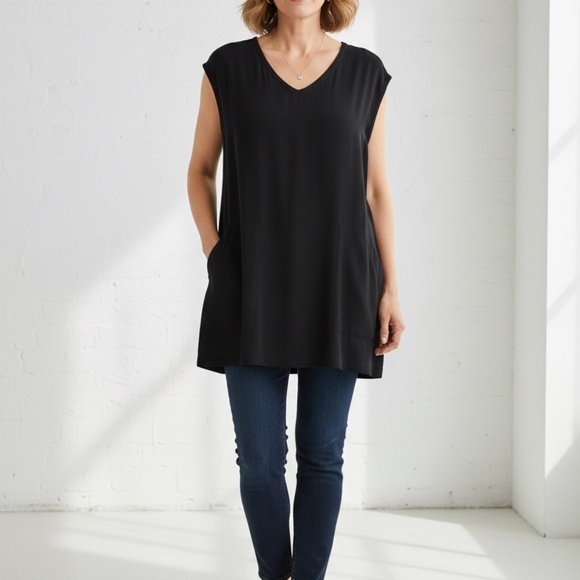 Eileen Fisher Black Sleeveless V-Neck Tunic Top – Size S/P - Picture 1 of 9